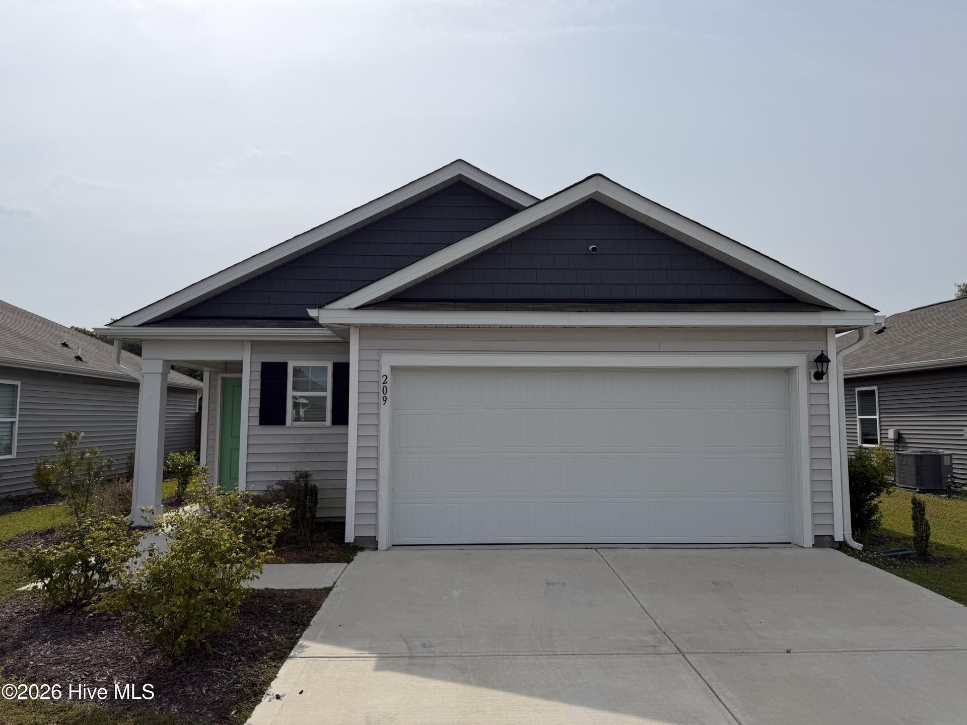 209 Cleat Drive, Surf City, NC 28445 Main Photo