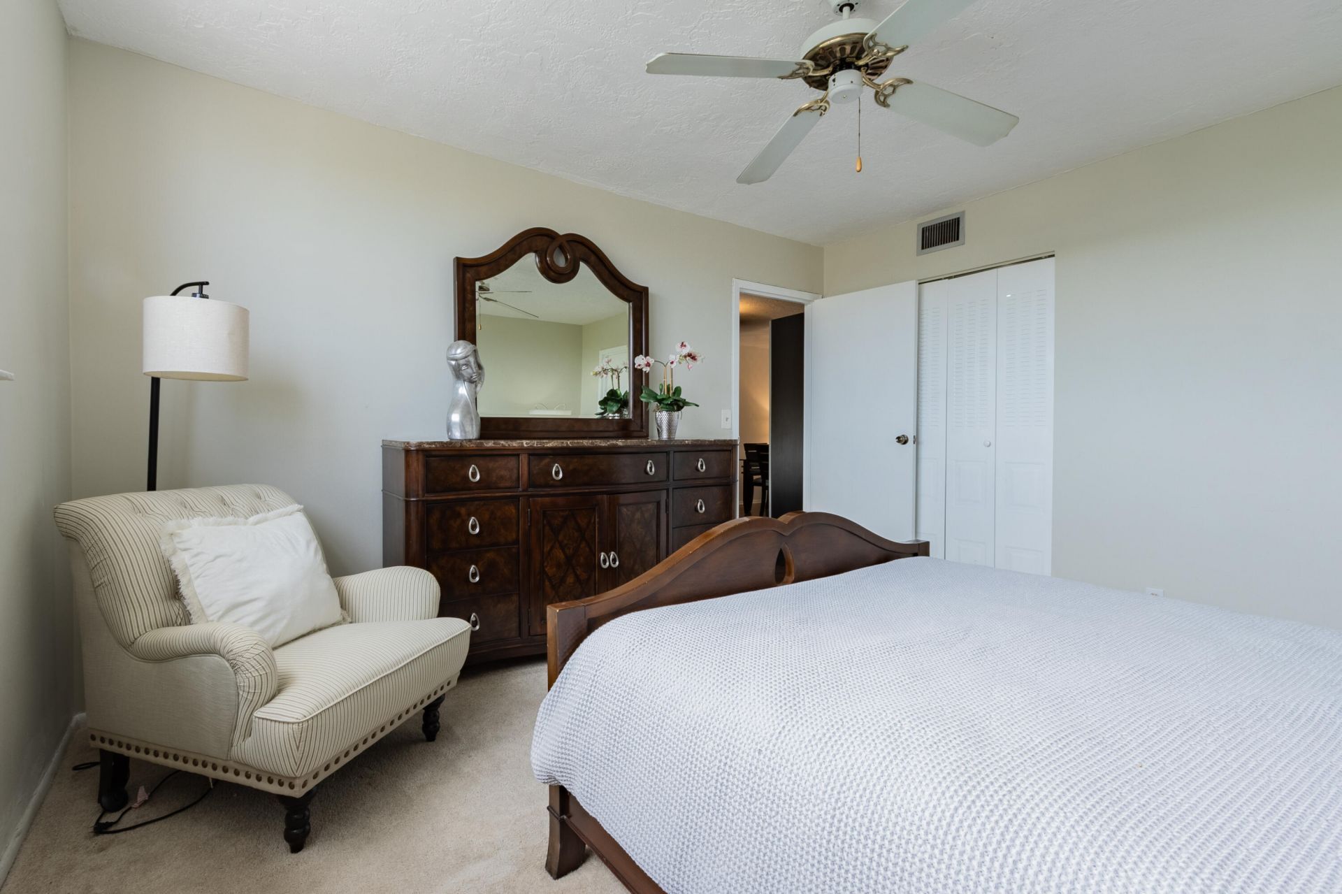 2811 Somerset Drive, Unit 412, Lauderdale Lakes, FL 33311 Photo