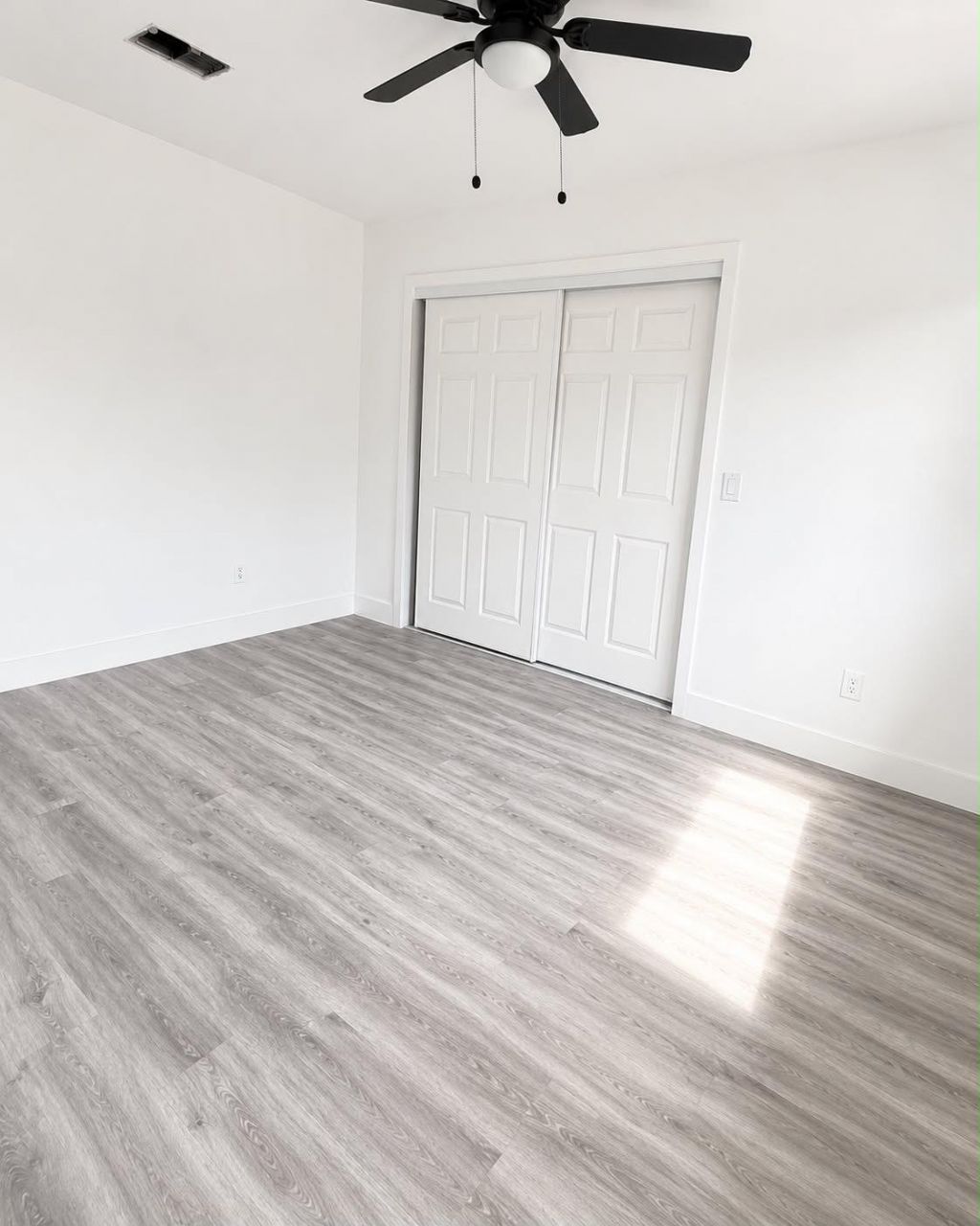 735 20th Street, West Palm Beach, FL 33407 Photo