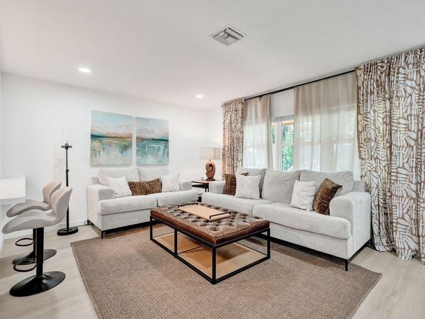 207 Salisbury I, West Palm Beach, FL 33417