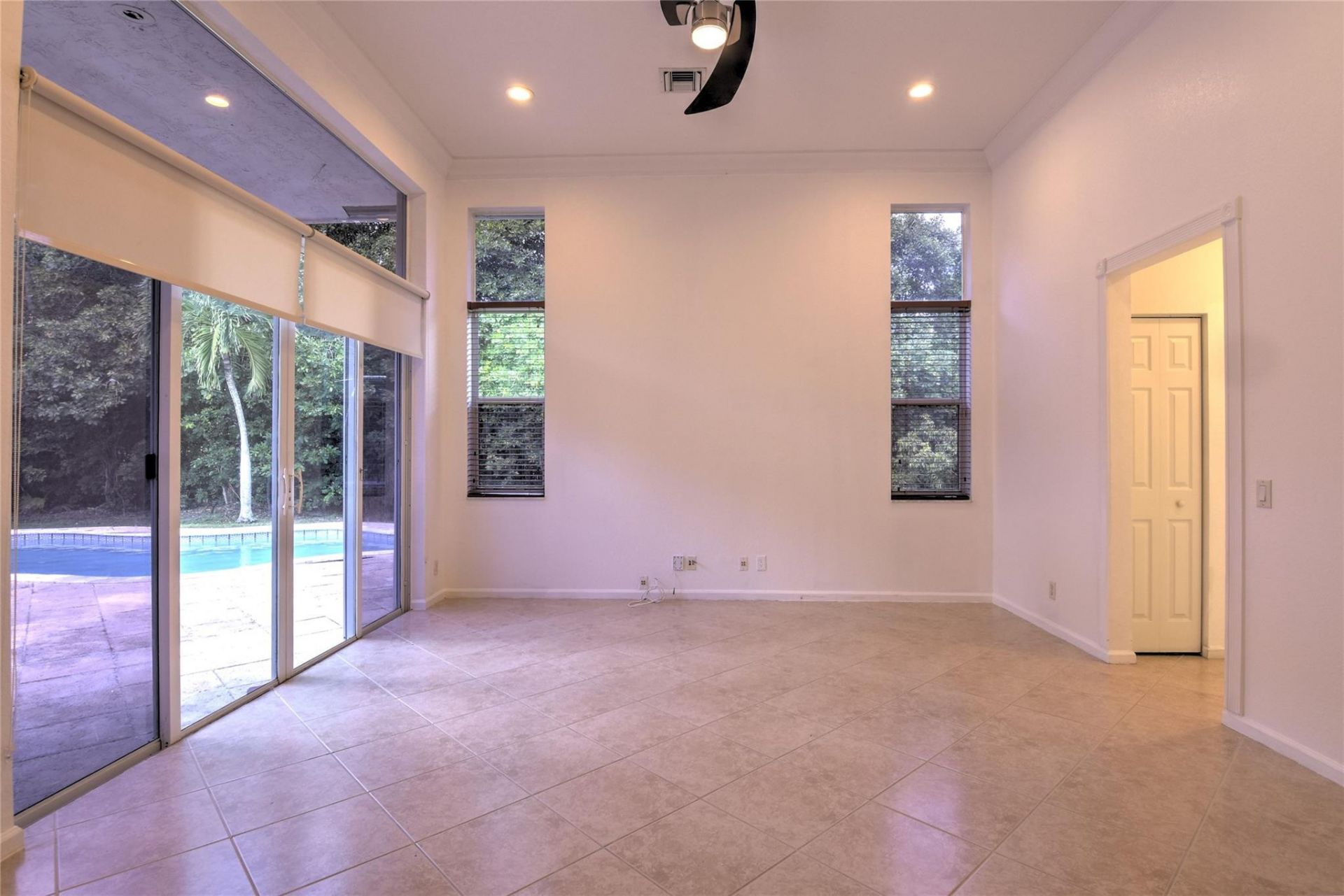 1125 Waterside Circle, Weston, FL 33327 Photo