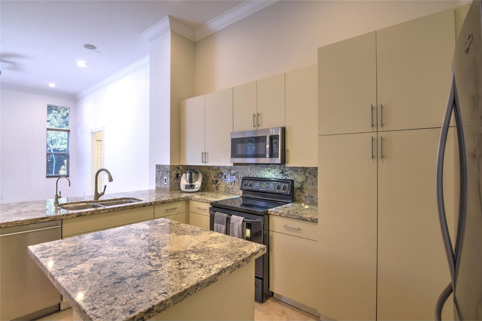 1125 Waterside Circle, Weston, FL 33327 Photo