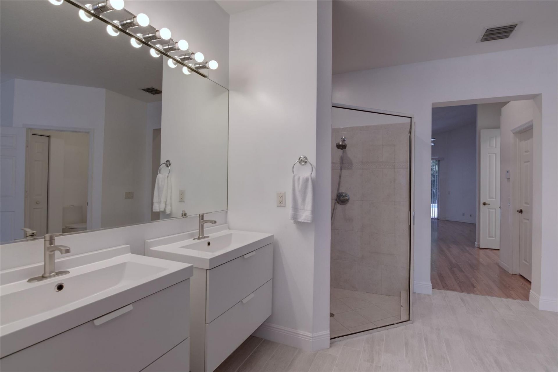 1125 Waterside Circle, Weston, FL 33327 Photo