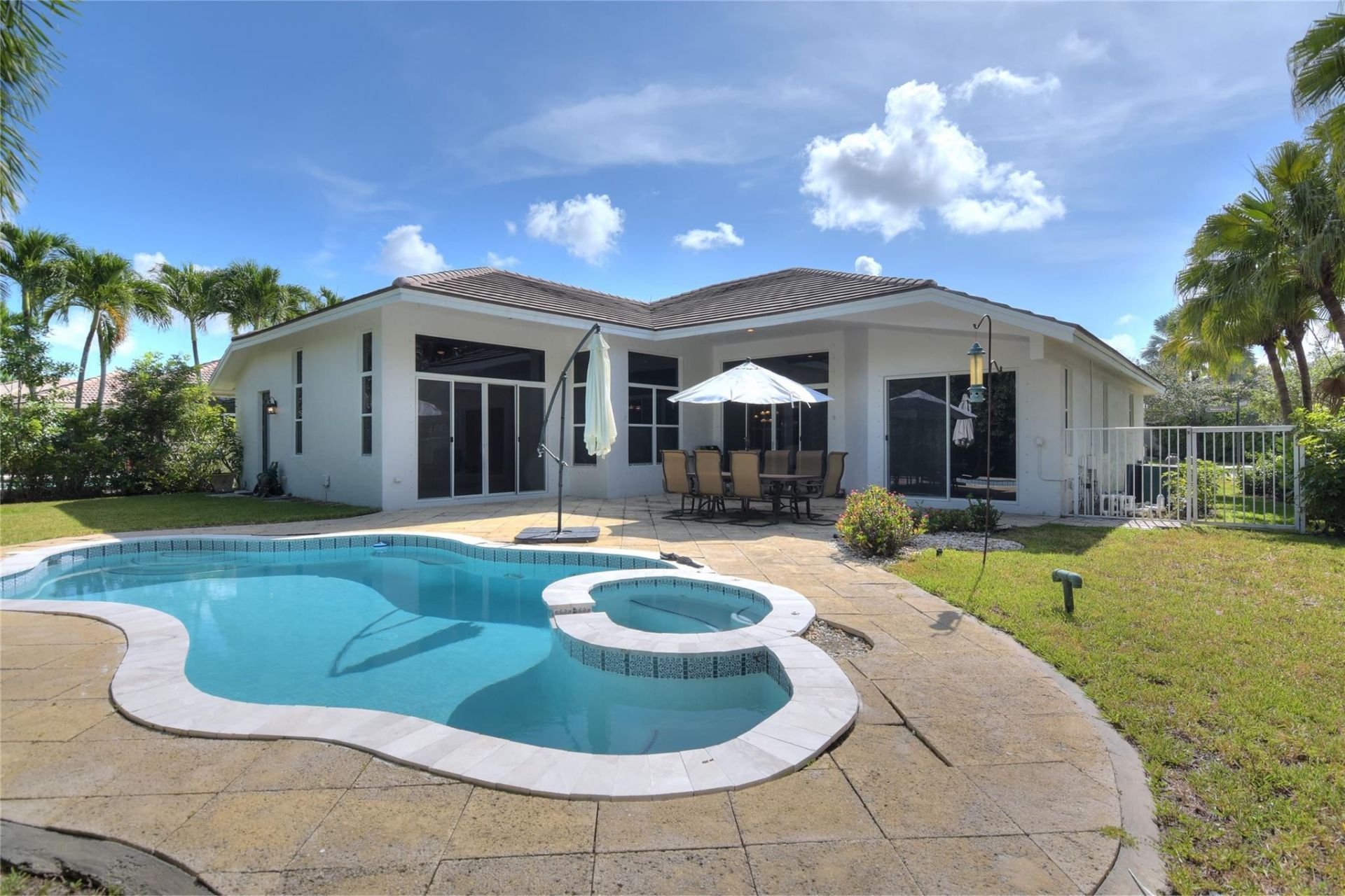 1125 Waterside Circle, Weston, FL 33327 Photo