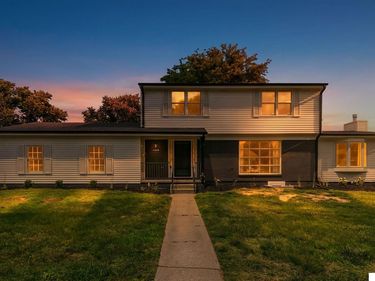12820 Westwood Lane, Omaha, NE 68144