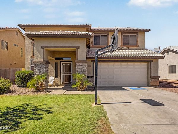 9214 W HAZELWOOD Street, Phoenix, AZ 85037