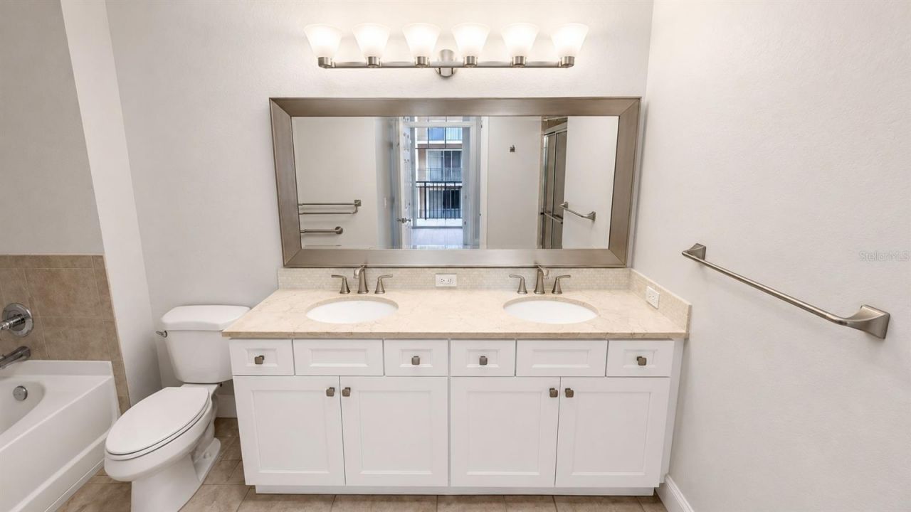 1064 N Tamiami Trail, Unit 1304, Sarasota, FL 34236 Photo