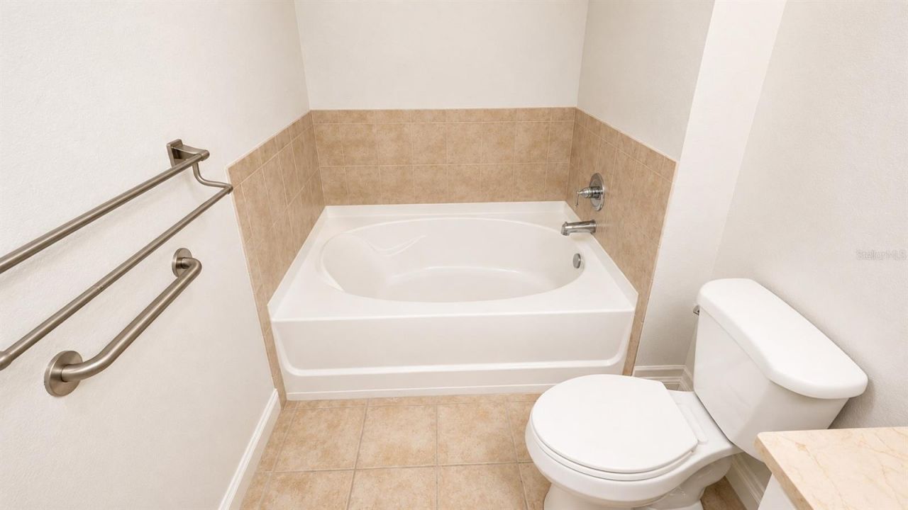 1064 N Tamiami Trail, Unit 1304, Sarasota, FL 34236 Photo