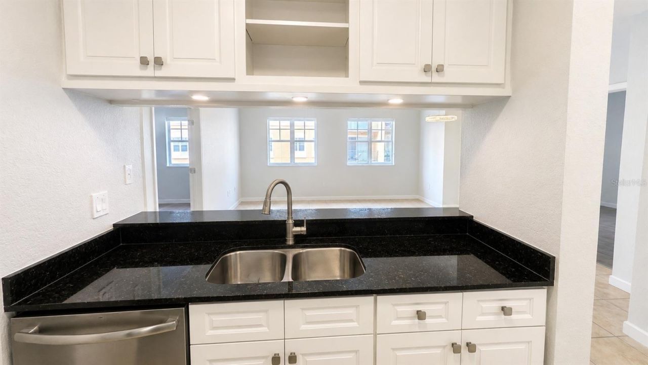 1064 N Tamiami Trail, Unit 1304, Sarasota, FL 34236 Photo