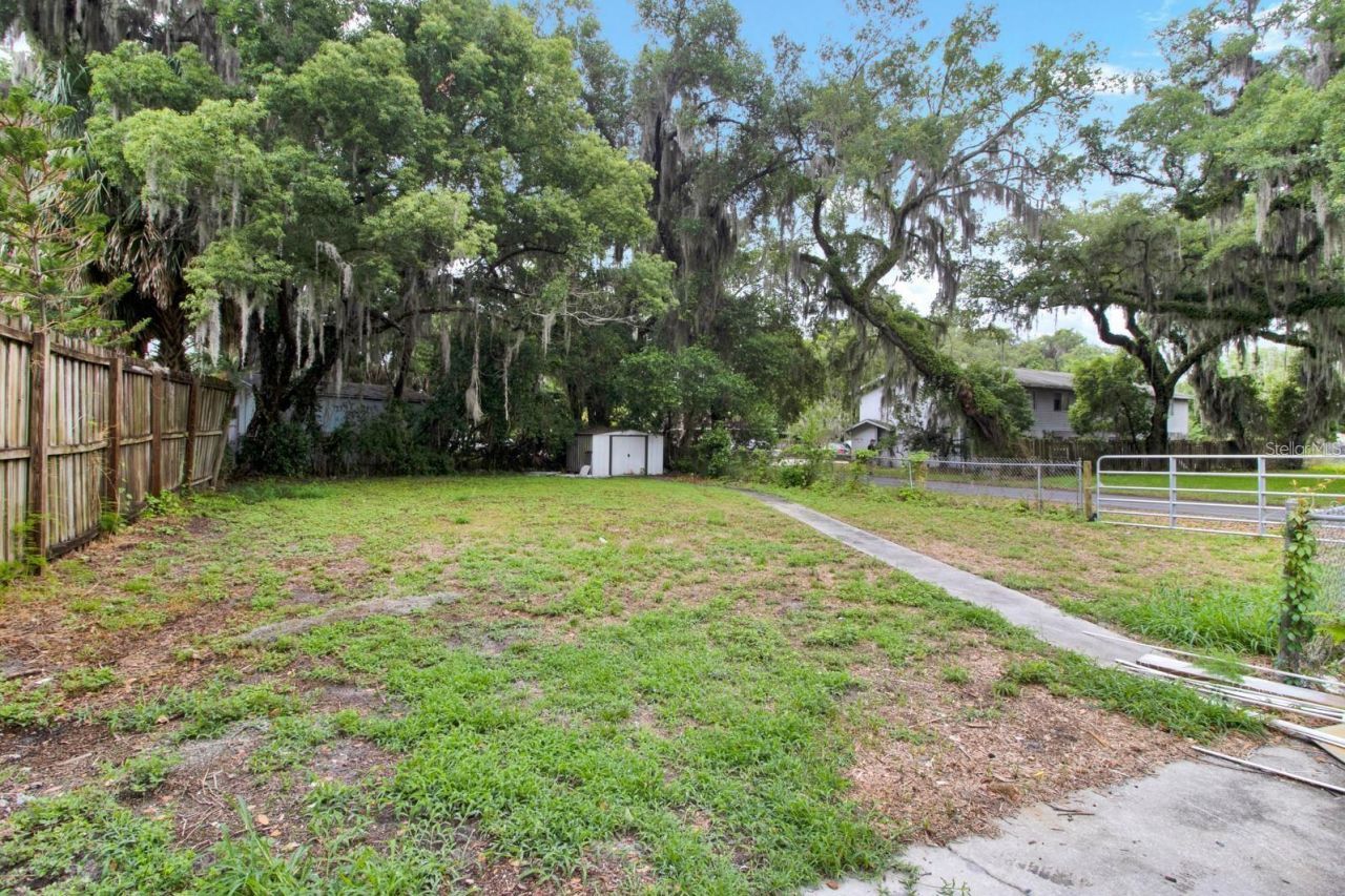 500 N 13th Street , Leesburg, FL 34748 Photo