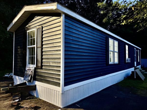 28 Finch Drive, Chicopee, MA 01020