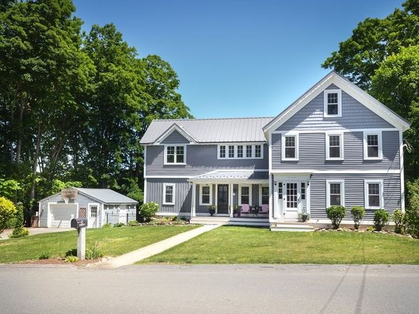 22 Harris St, Clinton, MA 01510