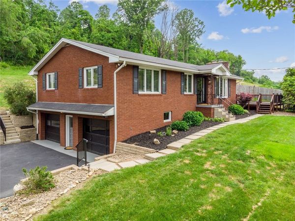 135 Penn Adamsburg Rd, Jeannette, PA 15644