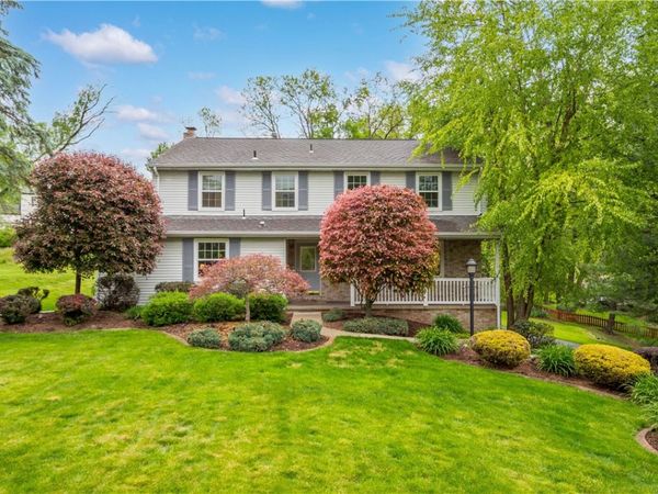 343 Alamo Drive, Upper St. Clair, PA 15241