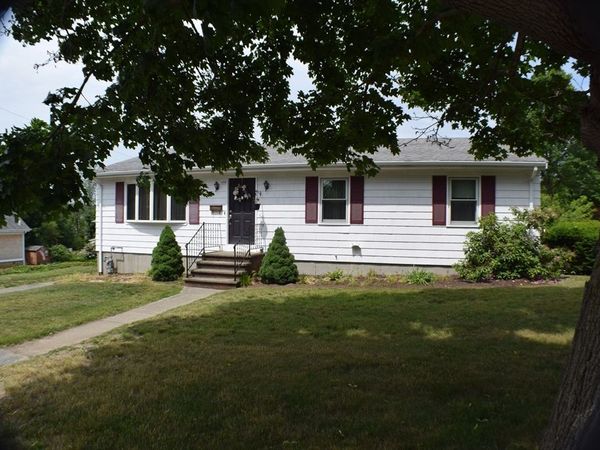 175 High St, Somerset, MA 02716