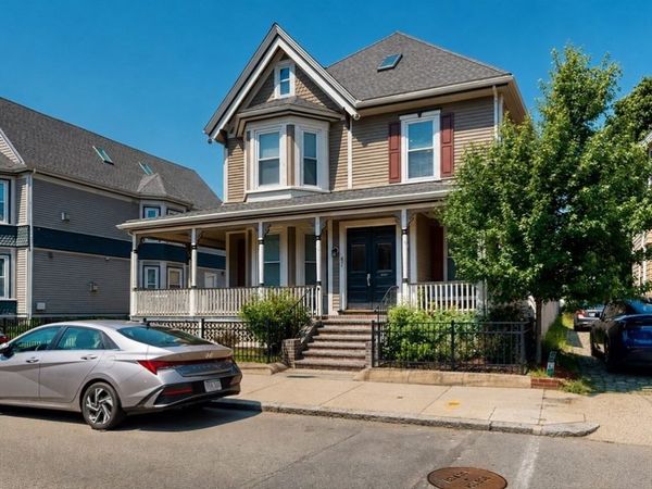 47 Harvest St, Unit 3, Boston, MA 02125