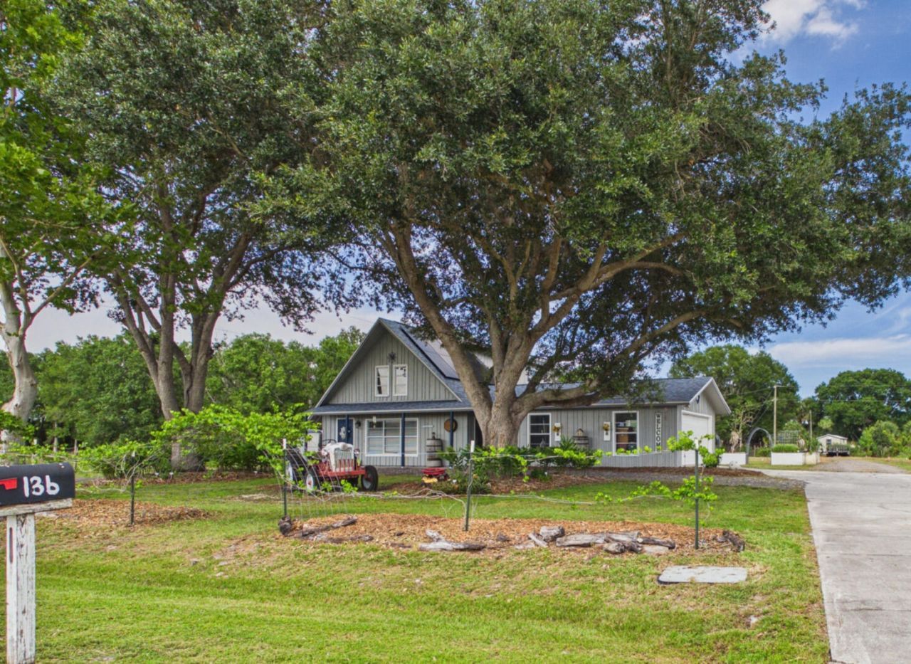 136 SW 85th Avenue, Okeechobee, FL 34974 Photo