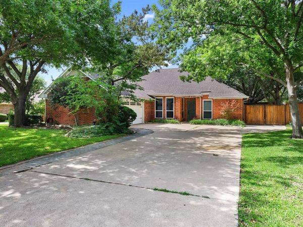 1324 Pickwick Lane, Denton, TX 76209