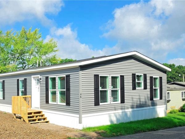 8323 Eagle Road, Unit 46, Kirtland, OH 44094