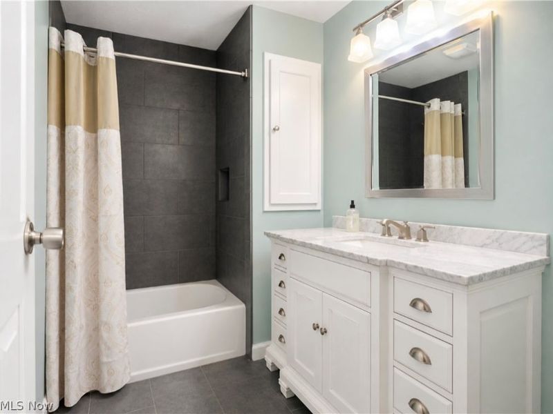 1044 Canyon View Road, Unit 703F, Sagamore Hills, OH 44067 Photo 19