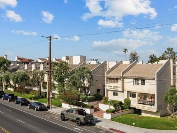 7631 Reseda, Reseda, CA 91335