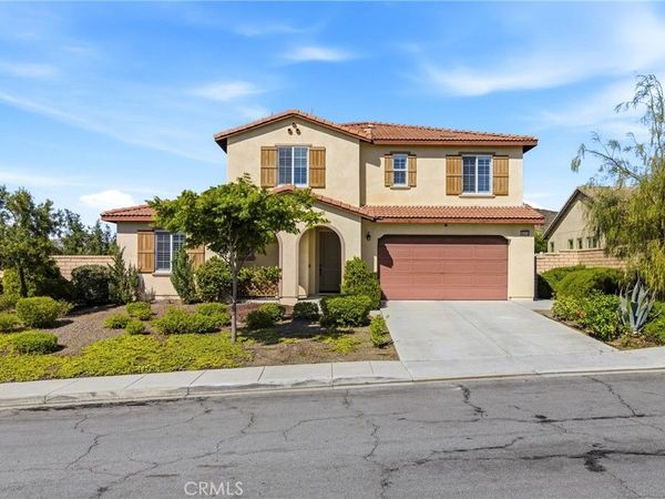 35416 Oakstone Creek Court, Winchester, CA 92596