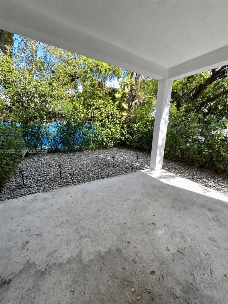 37 NW 70th St , Unit B, Miami, FL 33150 Photo