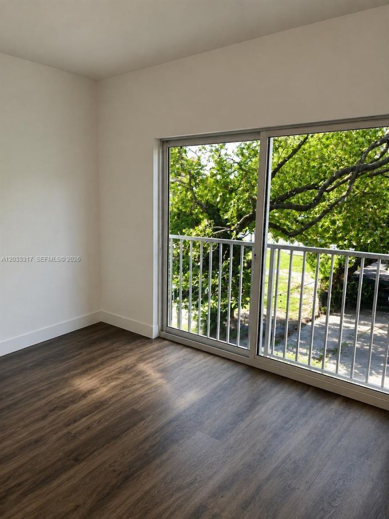 37 NW 70th St , Unit B, Miami, FL 33150 Photo
