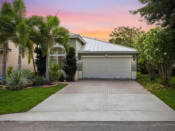 6530 Sandpiper Dr , Coconut Creek, FL 33073