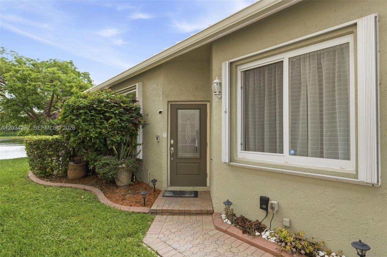 6530 Sandpiper Dr, Coconut Creek, FL 33073 Photo