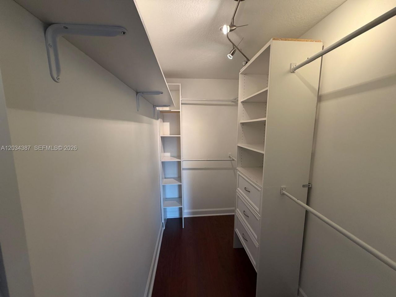 170 SE 14th St , Unit 1406, Miami, FL 33131 Photo
