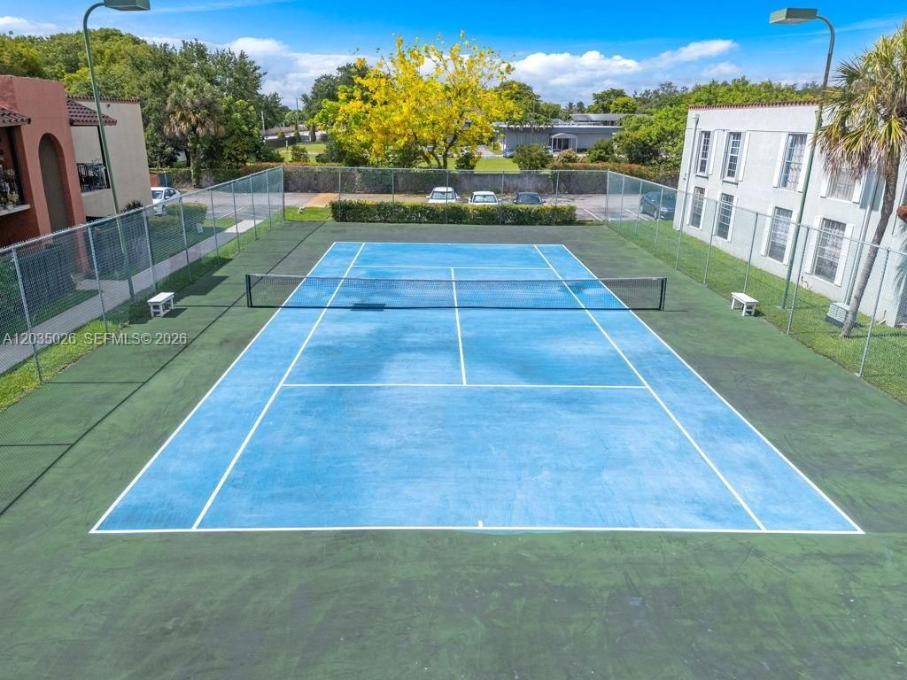 10832 N Kendall Dr , Unit U1, Miami, FL 33176 Photo
