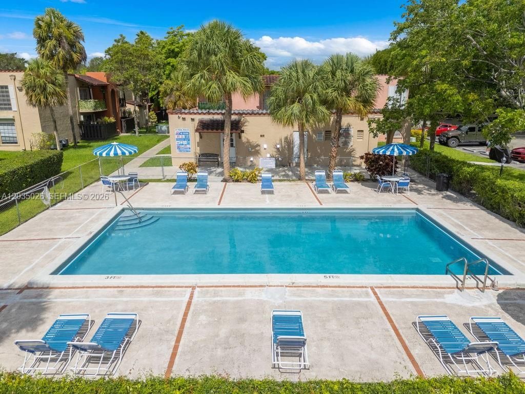 10832 N Kendall Dr , Unit U1, Miami, FL 33176 Photo