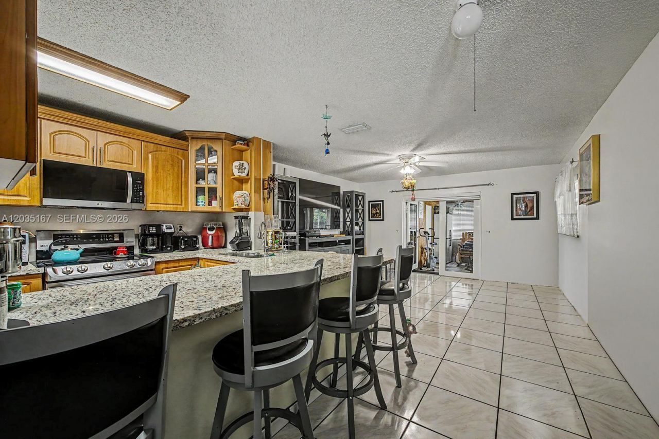 24930 SW 129th Ct , Homestead, FL 33032 Photo