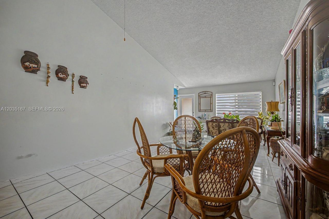 24930 SW 129th Ct , Homestead, FL 33032 Photo
