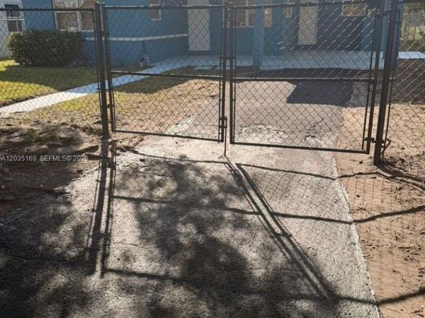 809 NW 12th Ave , Fort Lauderdale, FL 33311