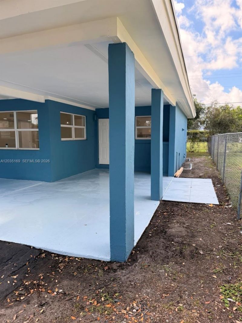809 NW 12th Ave, Fort Lauderdale, FL 33311 Photo