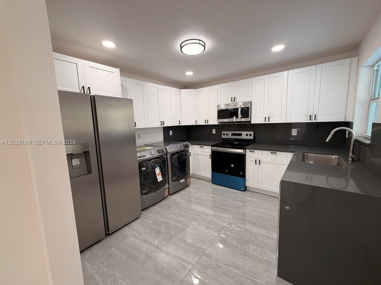 809 NW 12th Ave, Fort Lauderdale, FL 33311 Photo