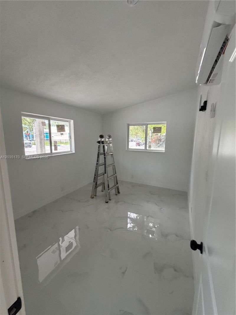3220 Plaza St, Unit 3220, Miami, FL 33133 Photo