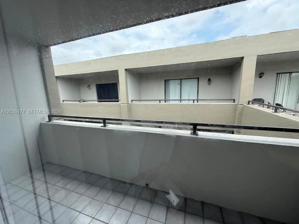 5 Olive Dr, Unit 12, Hialeah, FL 33010 Photo
