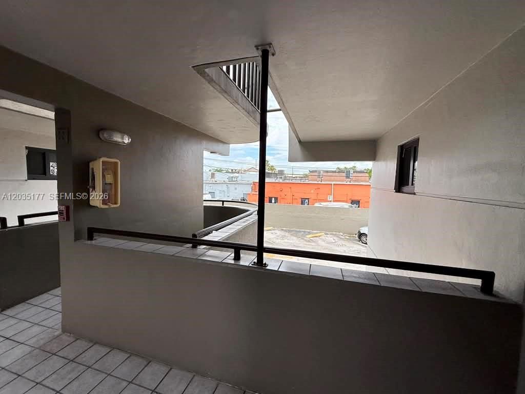 5 Olive Dr, Unit 12, Hialeah, FL 33010 Photo
