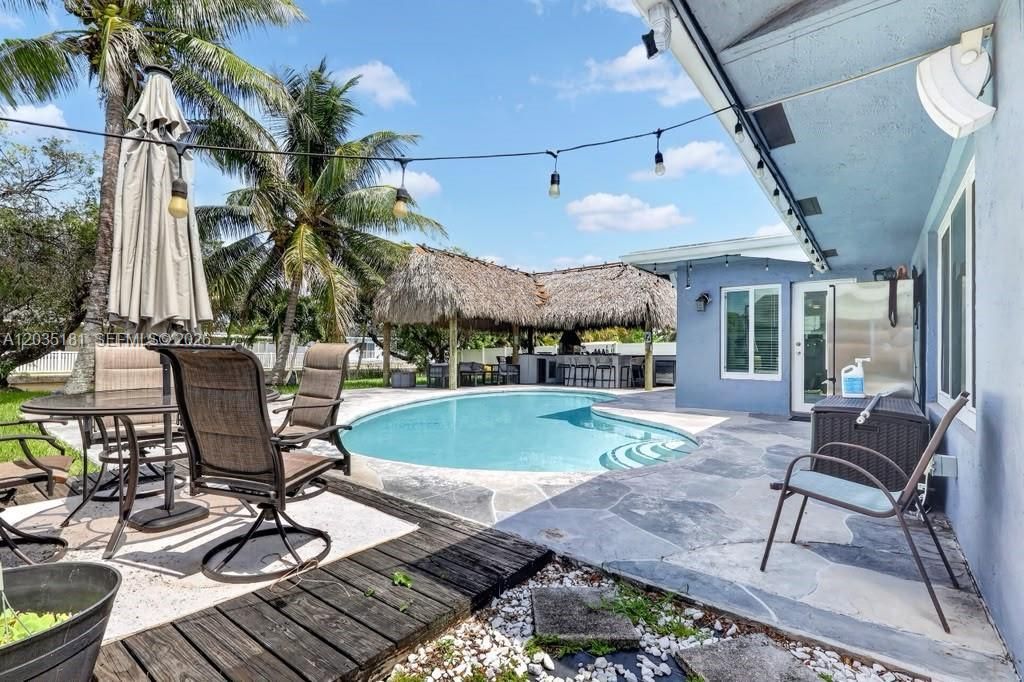 1000 W River Dr, Margate, FL 33063 Photo