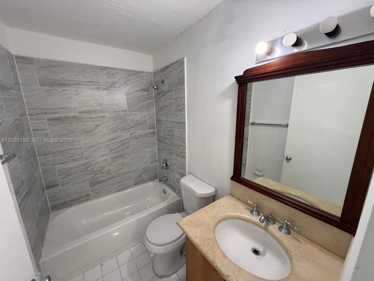 5611 W 25th Ct , Unit 10-A, Hialeah, FL 33016 Photo