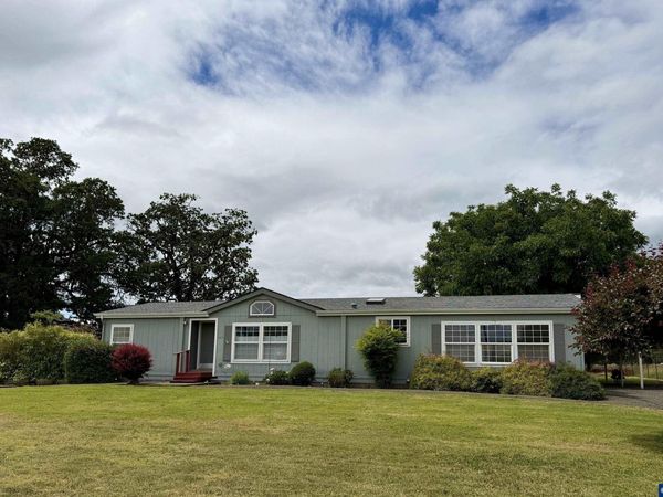 269 NW Woods Ln, Dallas, OR 97338