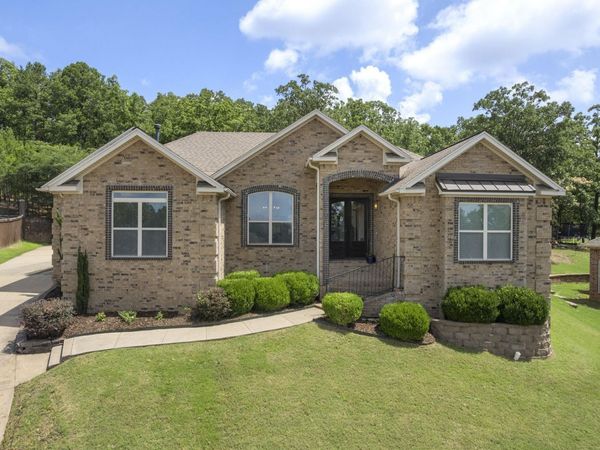 14 Basswood Terrace, Maumelle, AR 72113