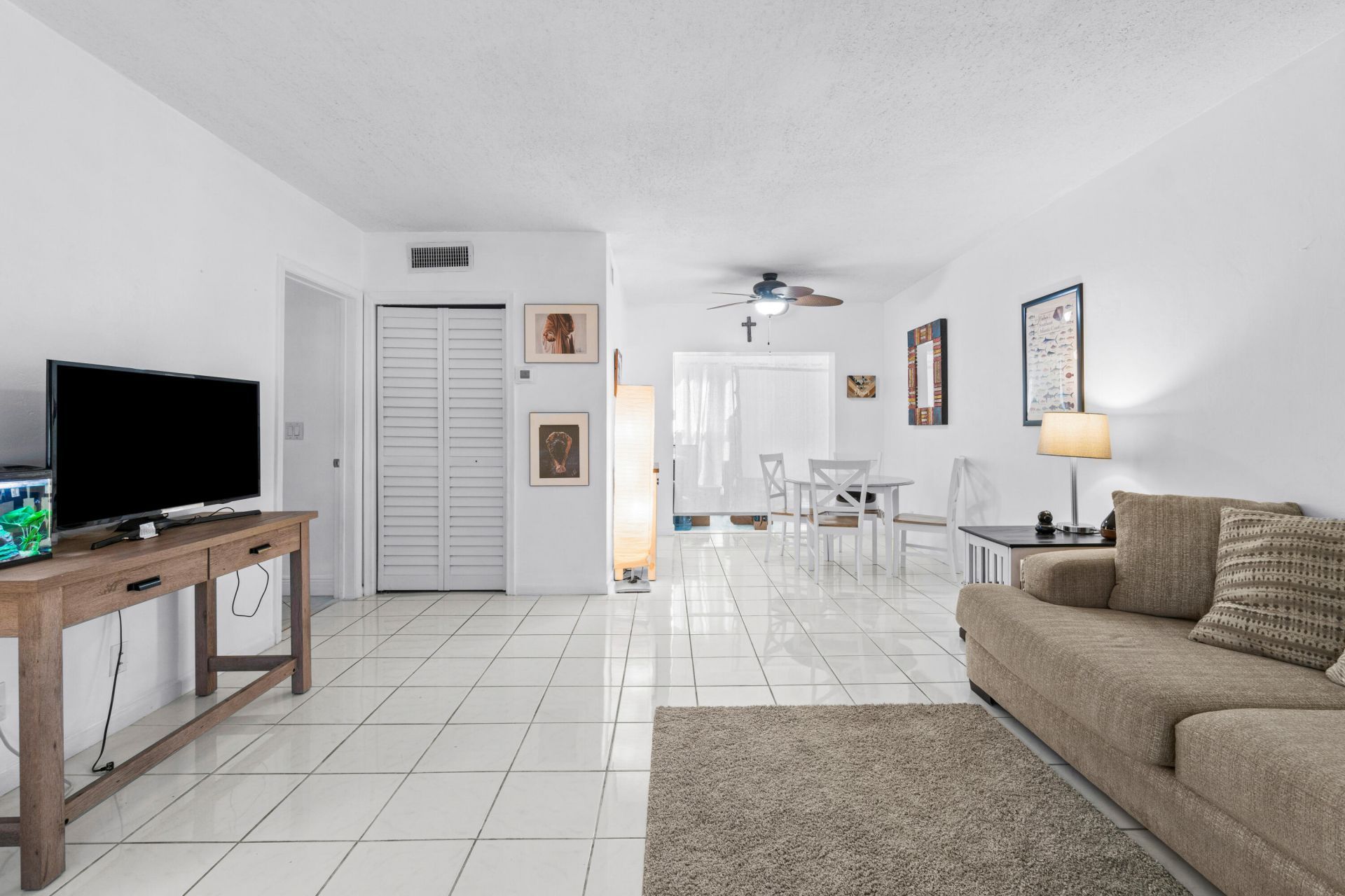 658 NE 6th Court E, Unit E, Boynton Beach, FL 33435 Photo