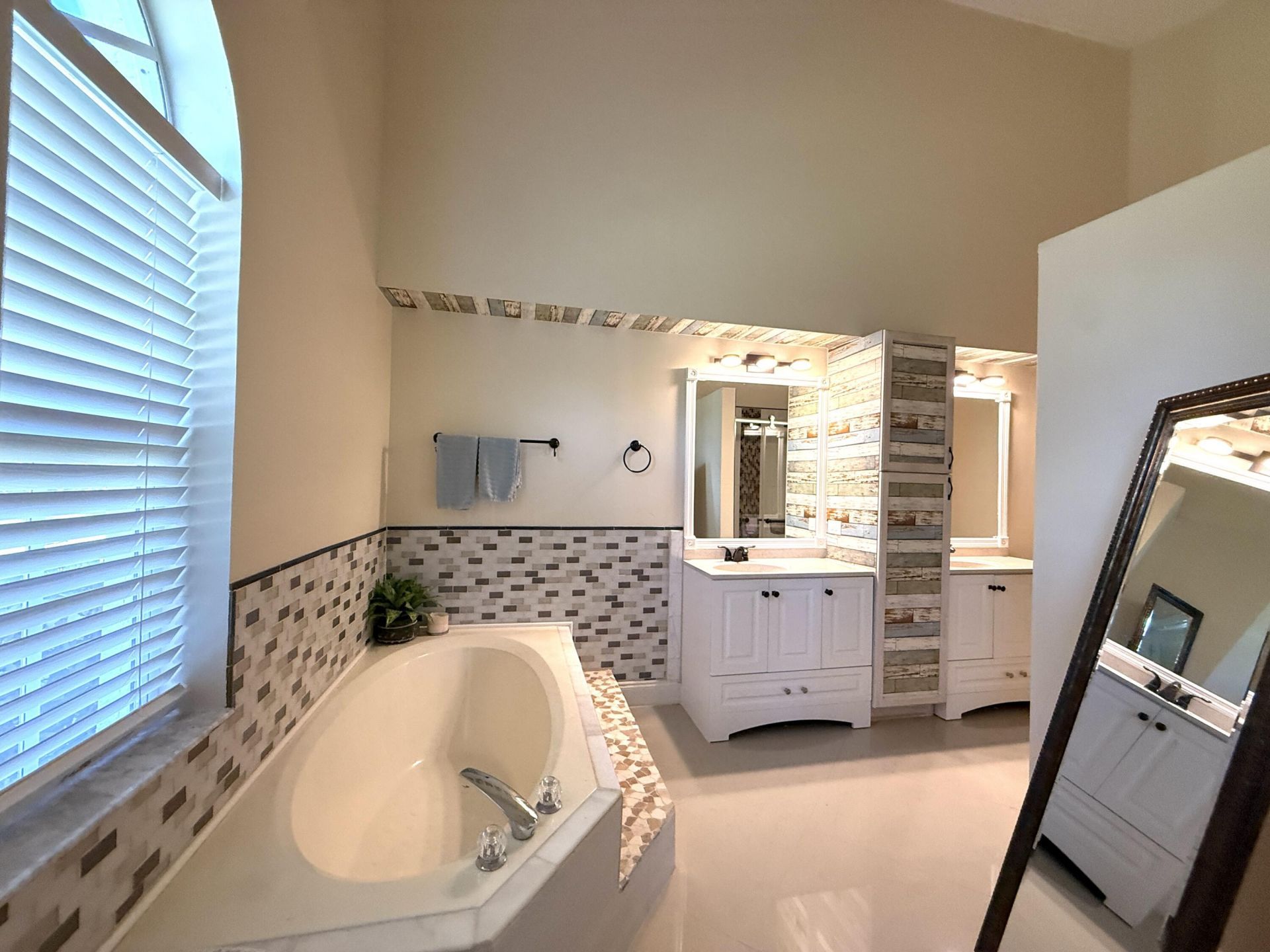 14703 N 71st Pl Place N, The Acreage, FL 33470 Photo