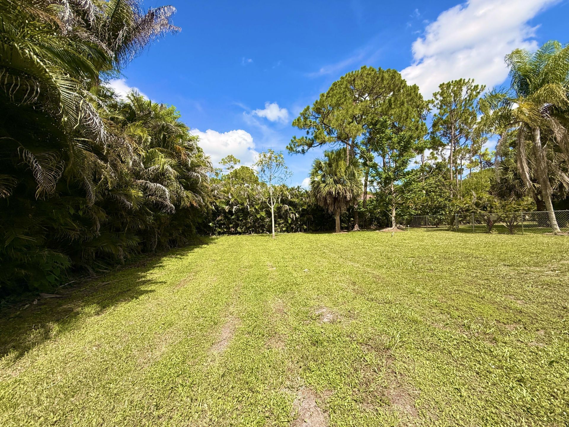 14703 N 71st Pl Place N, The Acreage, FL 33470 Photo