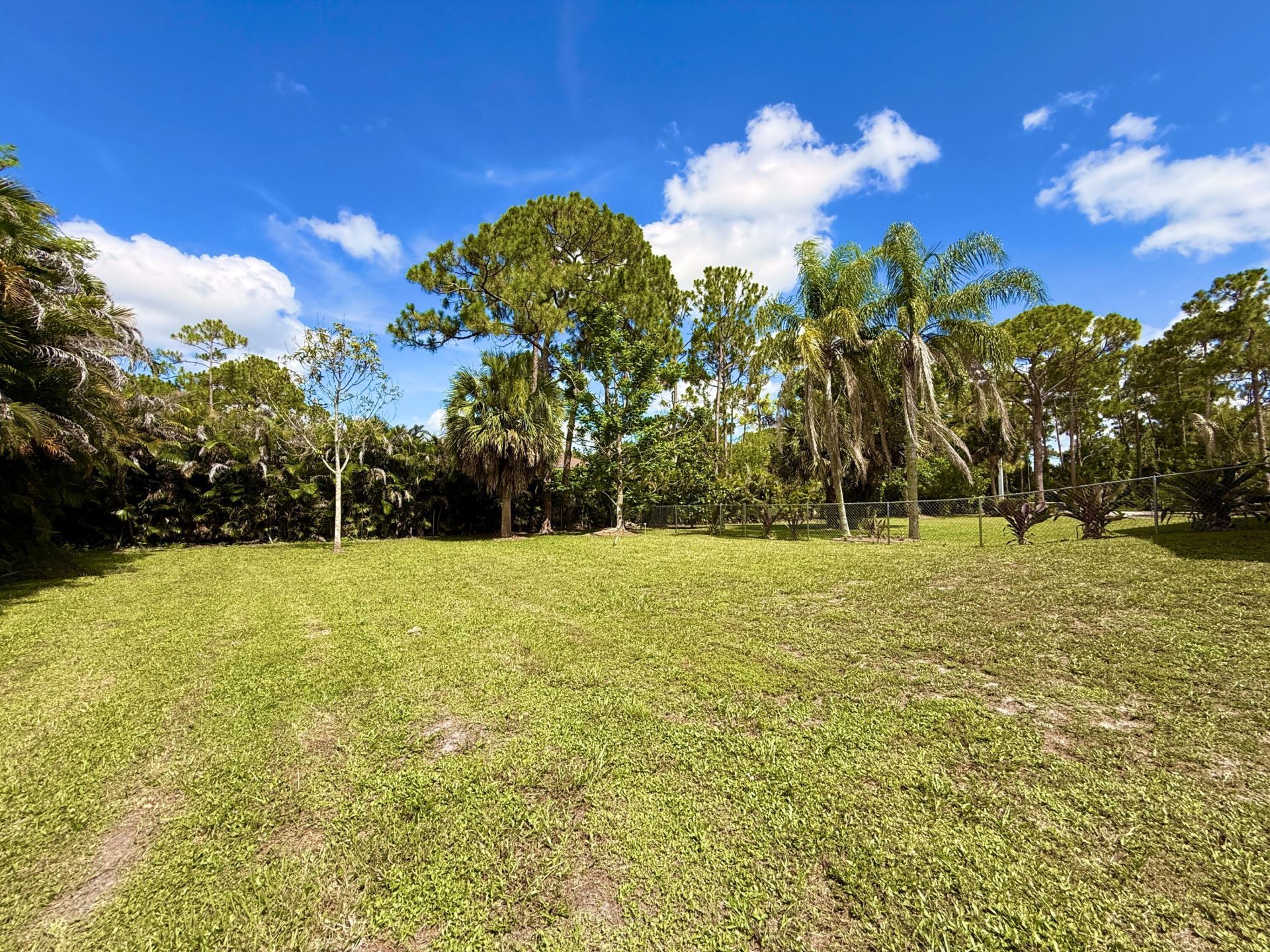 14703 N 71st Pl Place N, The Acreage, FL 33470 Photo
