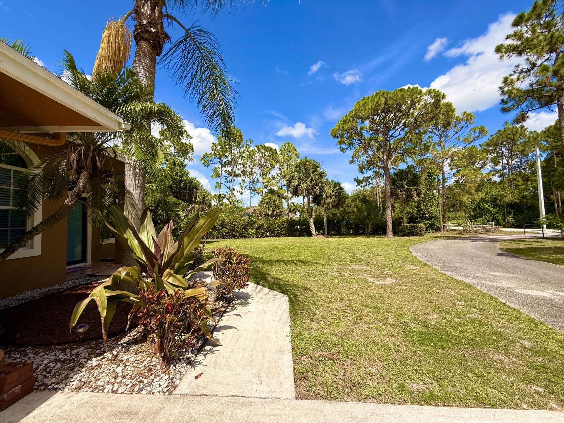14703 N 71st Pl Place N, The Acreage, FL 33470 Photo